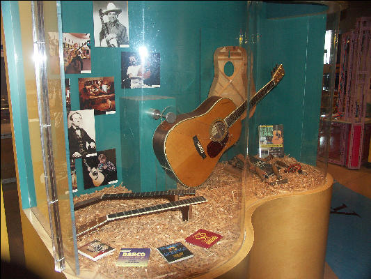 PICT0392 Martin Guitars Easton Pennsylvania