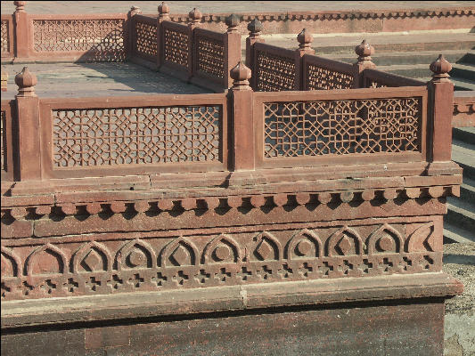 Pict3699 Fence Anup Talao Pool Fatehpur Sikri