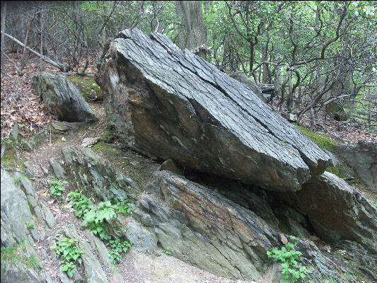 Pict4691 Rocks Valley Forge Pennsylvania